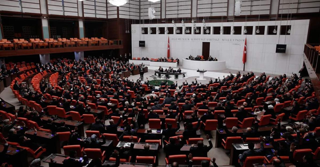 Meclis Memur ve Emekliye Zam Meclis Memur ve Emekliye Zam