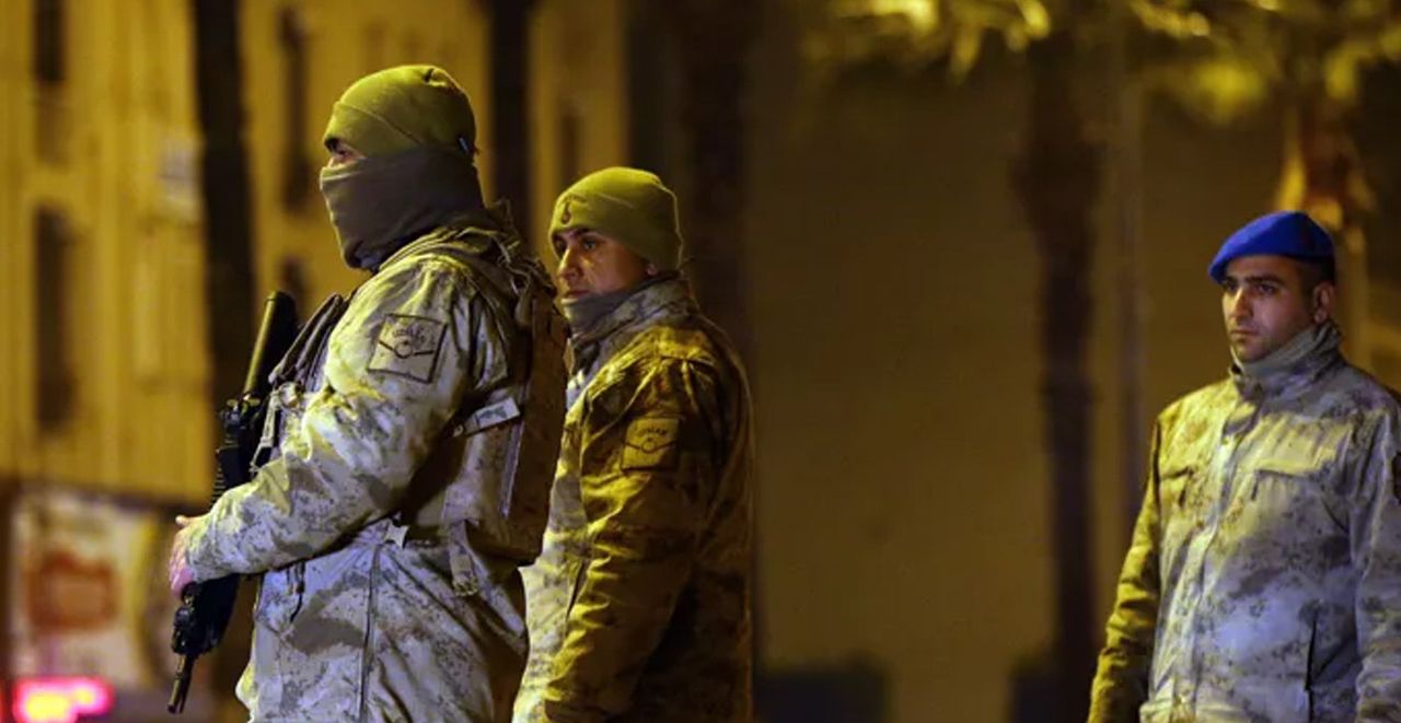 Mehmetçik halka güve veryor Mehmetçik halka güve veryor