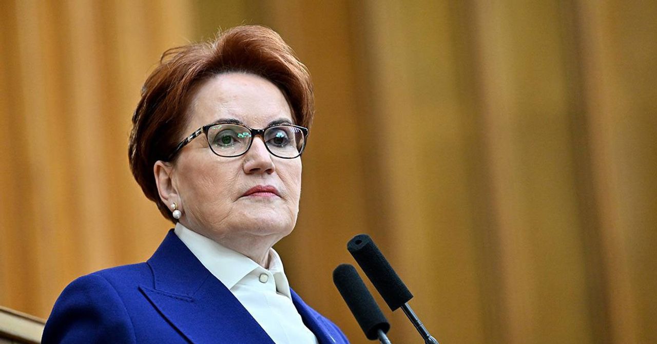 Meral Akşener istifa etti Meral Akşener istifa etti