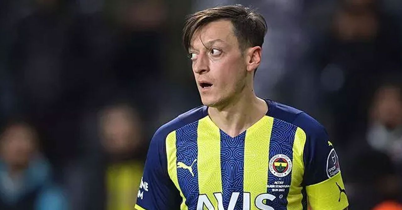 Mesut Özil kadro dışı kaldı. Mesut Özil kadro dışı kaldı.