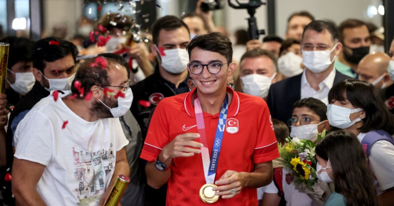 Mete Gazoz Paris Olimpiyatları 2024’te ne zaman yarışacak? 2024 Olimpiyat Oyunları’nda sahne Mete Gazoz’un Mete Gazoz Paris Olimpiyatları 2024’te ne zaman yarışacak? 2024 Olimpiyat Oyunları’nda sahne Mete Gazoz’un