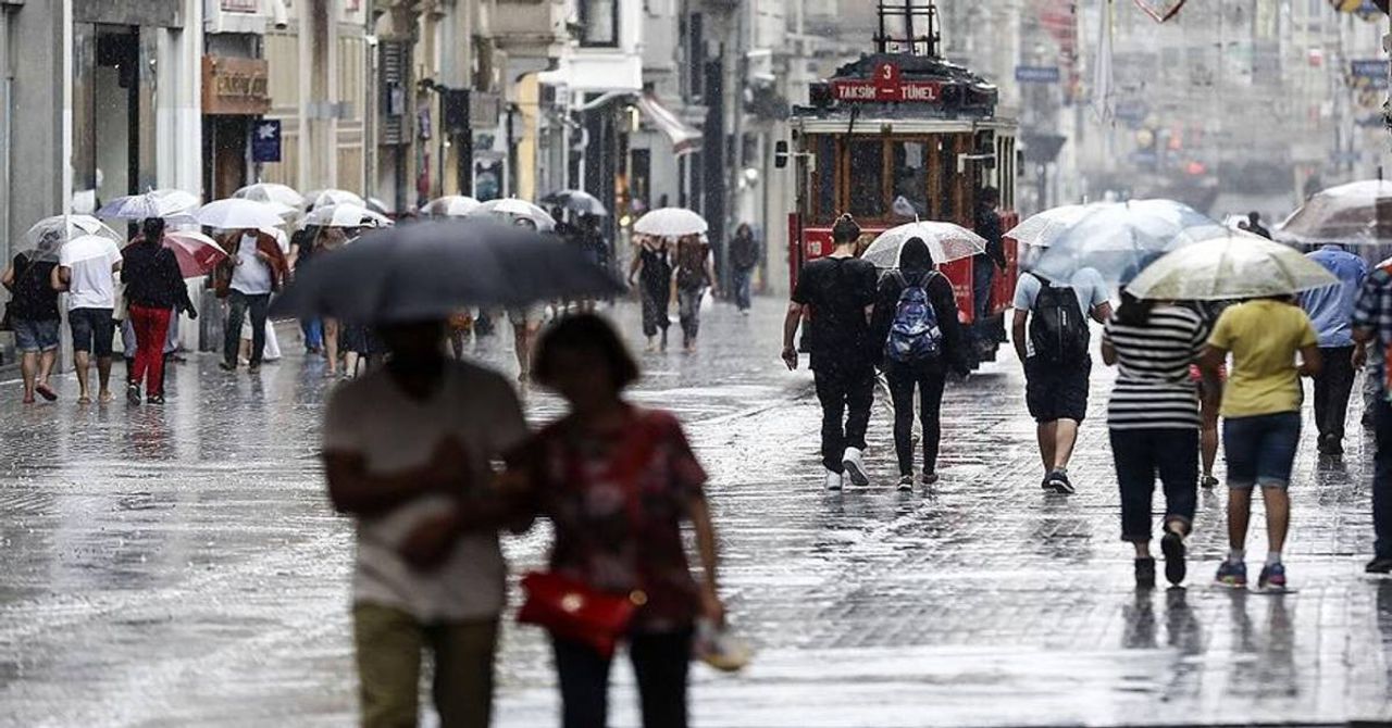 Meteoroloji il il açıklayarak uyardı: Sağanak yağış ve kar hafta başında kapıyı çalacak Meteoroloji il il açıklayarak uyardı: Sağanak yağış ve kar hafta başında kapıyı çalacak