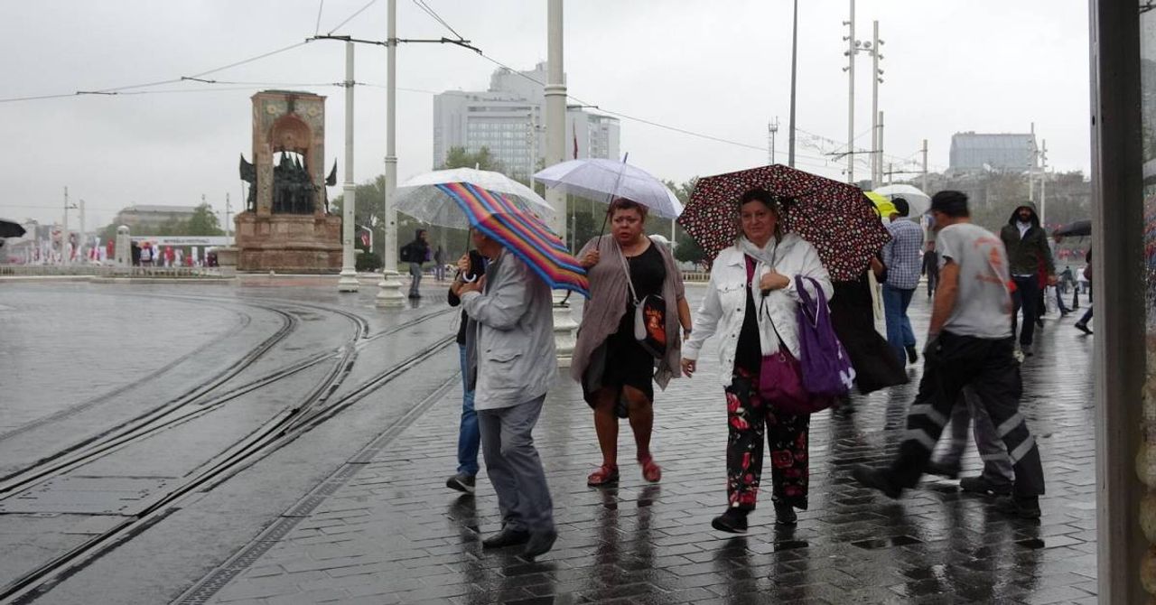 Meteoroloji’den 10 ile sarı kodlu uyarı: Kuvvetli sağanak yağış geliyor Meteoroloji’den 10 ile sarı kodlu uyarı: Kuvvetli sağanak yağış geliyor