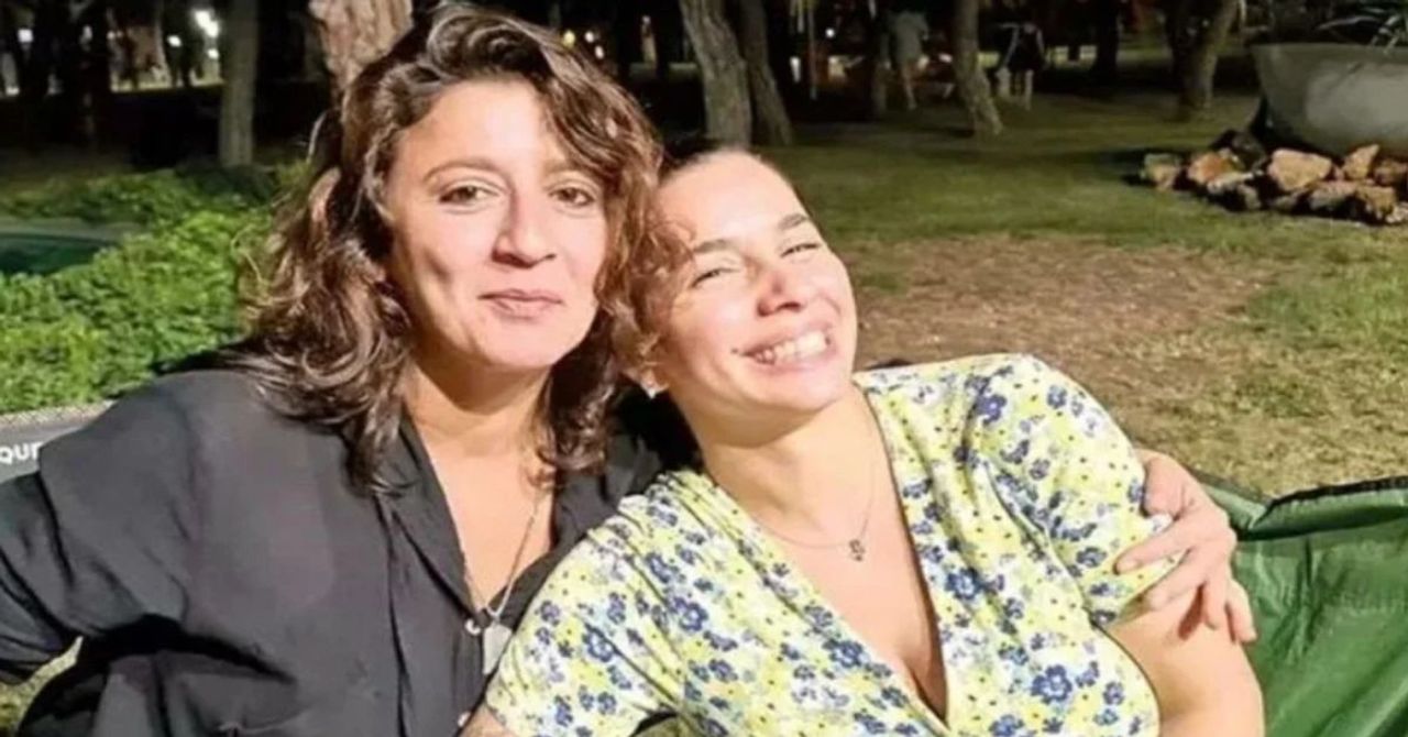 Metin Akpınar’a mahkemeden bir şok daha geldi: Duygu Nebioğlu’ndan sonra o da kızı çıktı Metin Akpınar’a mahkemeden bir şok daha geldi: Duygu Nebioğlu’ndan sonra o da kızı çıktı