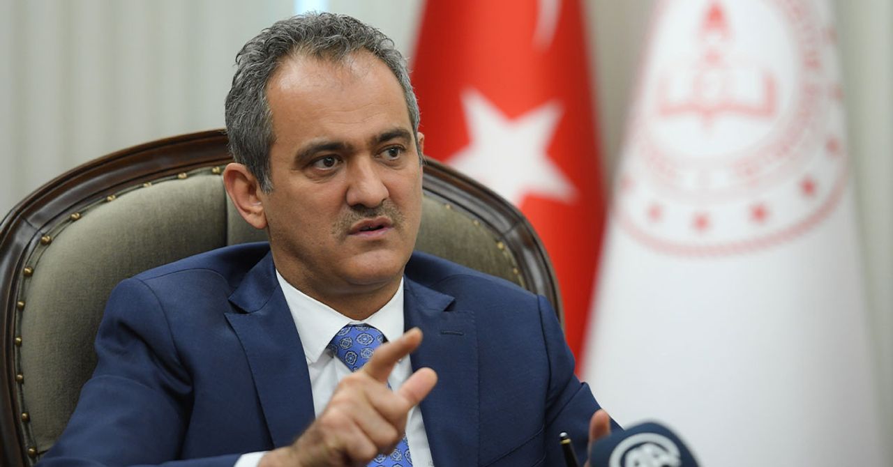 Milli Eğitim Bakanı Mahmut Özer Milli Eğitim Bakanı Mahmut Özer