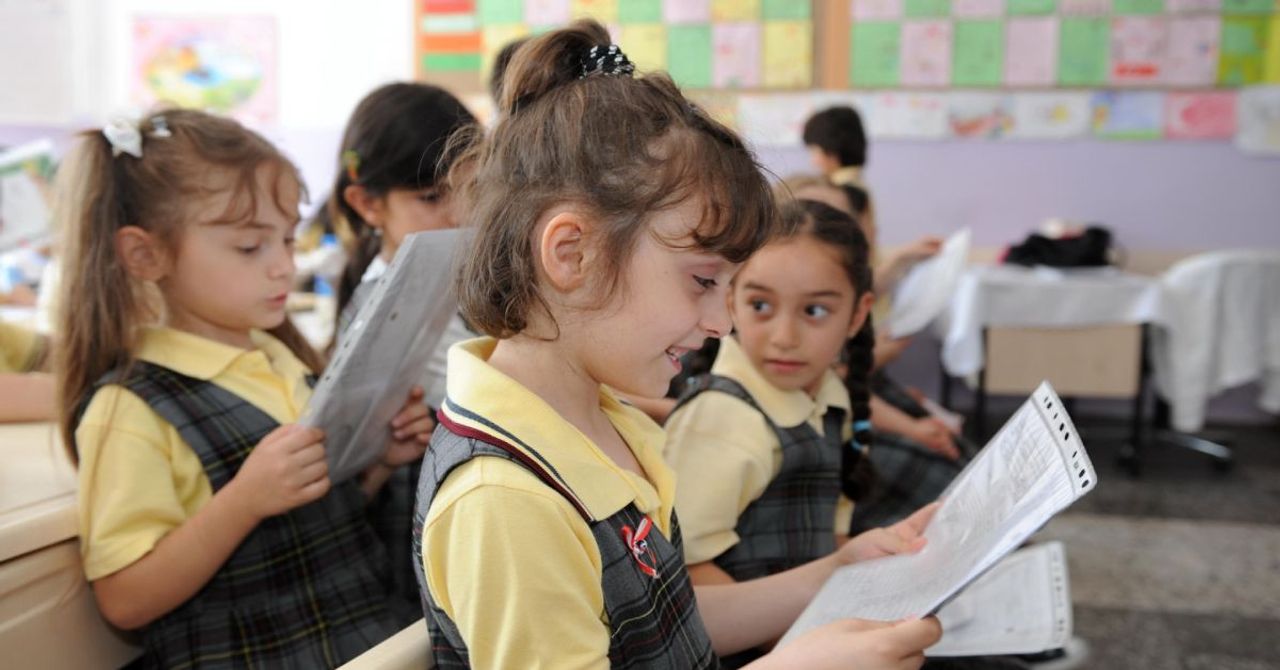 Milli Eğitim Bakanlığı yeni müfredatı açıklayacak: Türkiye Yüzyılı Maarif Modeli nedir, ne zaman açıklanacak? Milli Eğitim Bakanlığı yeni müfredatı açıklayacak: Türkiye Yüzyılı Maarif Modeli nedir, ne zaman açıklanacak?