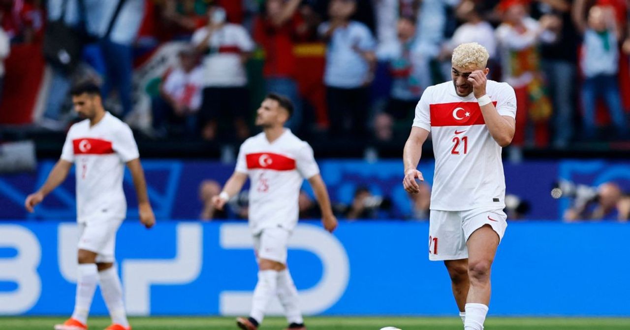 Milli Takım Portekiz’e karşı varlık gösteremedi: Her şey son maça kaldı Milli Takım Portekiz’e karşı varlık gösteremedi: Her şey son maça kaldı