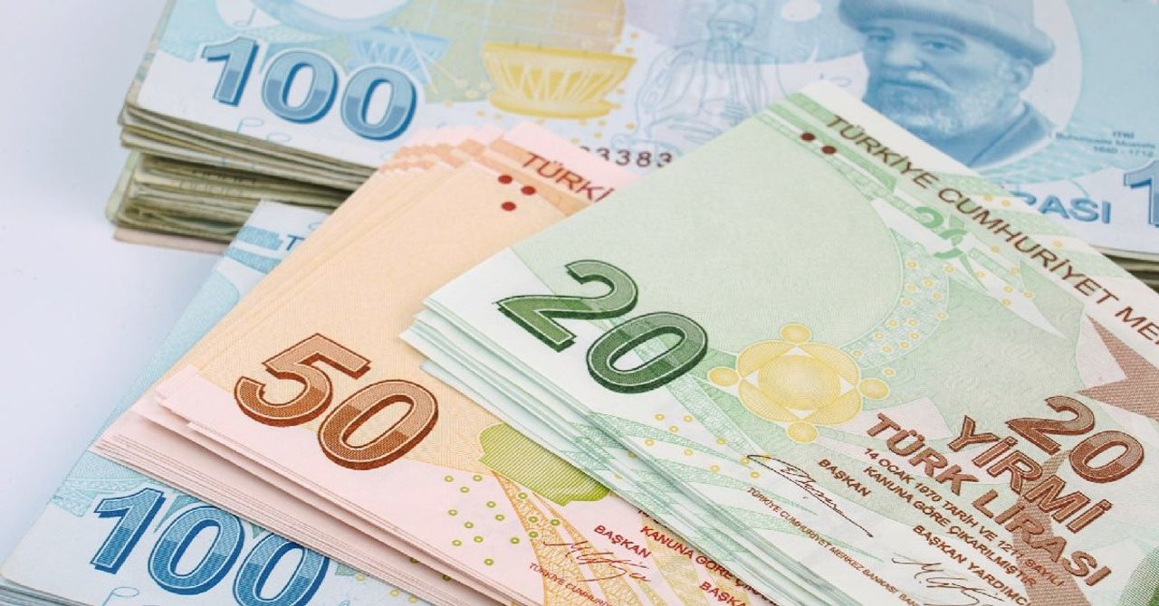Milyonlarca çalışan yıl sonunu bekliyor: Asgari ücrete ne kadar zam olacak? Milyonlarca çalışan yıl sonunu bekliyor: Asgari ücrete ne kadar zam olacak?