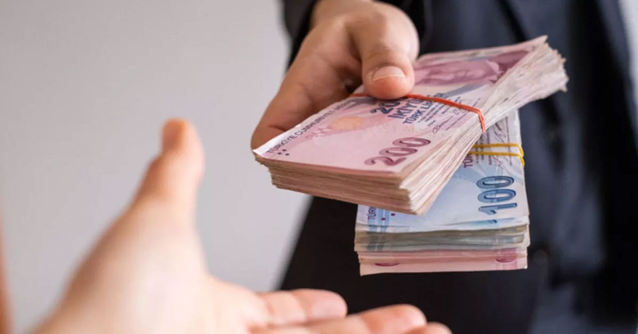 Milyonlarca emeklinin hesabına anında yatıyor, ödemeleri bugün başladı! Milyonlarca emeklinin hesabına anında yatıyor, ödemeleri bugün başladı!