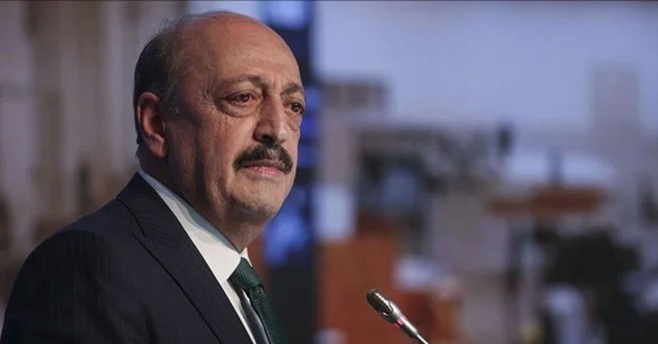 Milyonlarca vatandaşı ilgilendiren EYT konusunda kritik açıklama geldi! Milyonlarca vatandaşı ilgilendiren EYT konusunda kritik açıklama geldi!