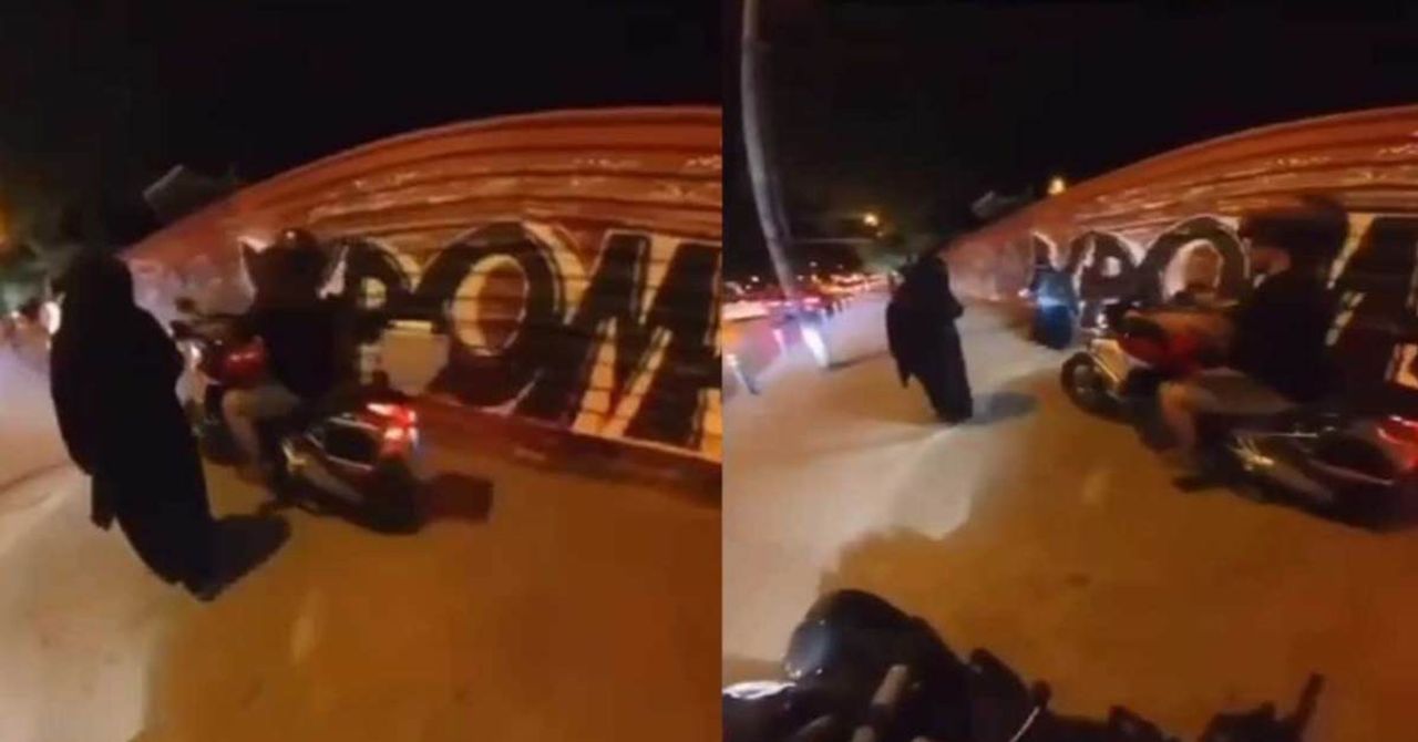 Motorsikletini çarşaflı kadınların üzerine sürdü Motorsikletini çarşaflı kadınların üzerine sürdü