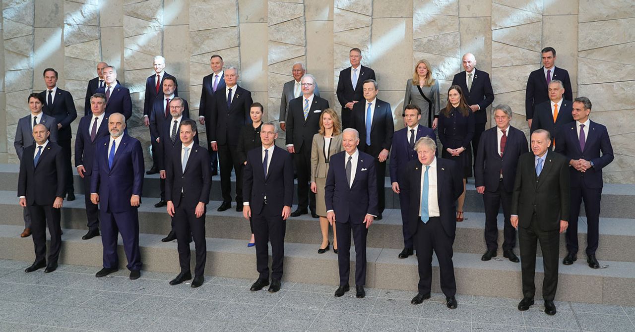 NATO Aile Fotoğrafı NATO Aile Fotoğrafı