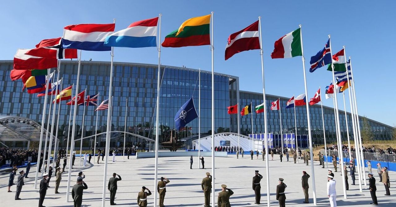 NATO’den İsveç ve Finlandiya NATO’den İsveç ve Finlandiya