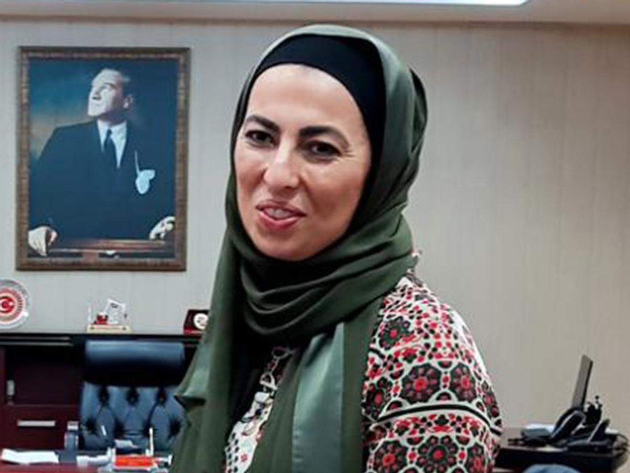 nihal olçok