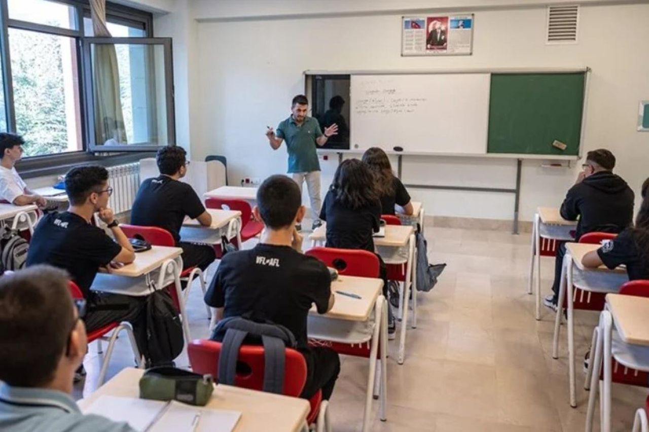 O gün öğrenciler bayram edecek! MEB’DEN duyuruldu: tatil yapılacak O gün öğrenciler bayram edecek! MEB’DEN duyuruldu: tatil yapılacak
