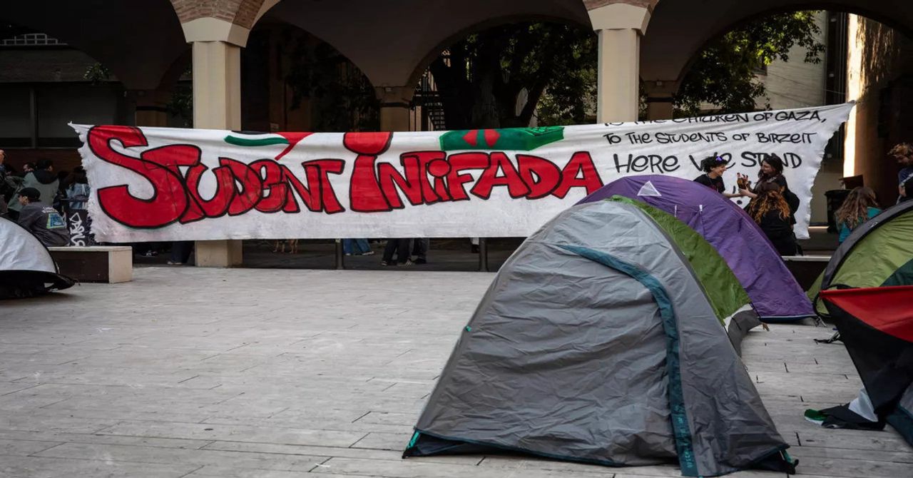 Öğrenciler İntifada! Öğrenciler İntifada!
