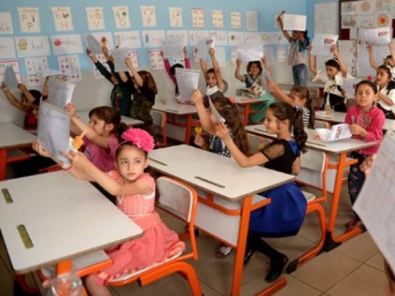 Öğrenciye devlet destekli para yardımı Öğrenciye devlet destekli para yardımı