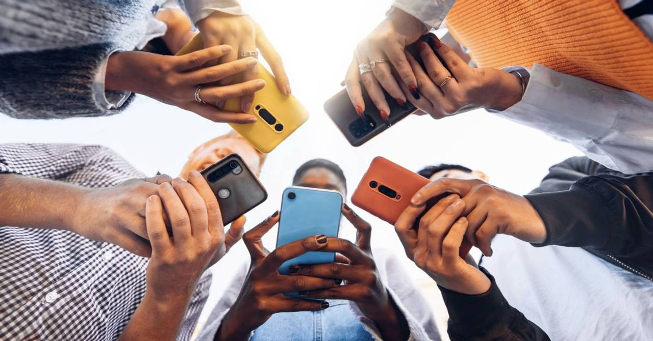Öğrenciye Vergisiz Telefon ve Bilgisayar Öğrenciye Vergisiz Telefon ve Bilgisayar