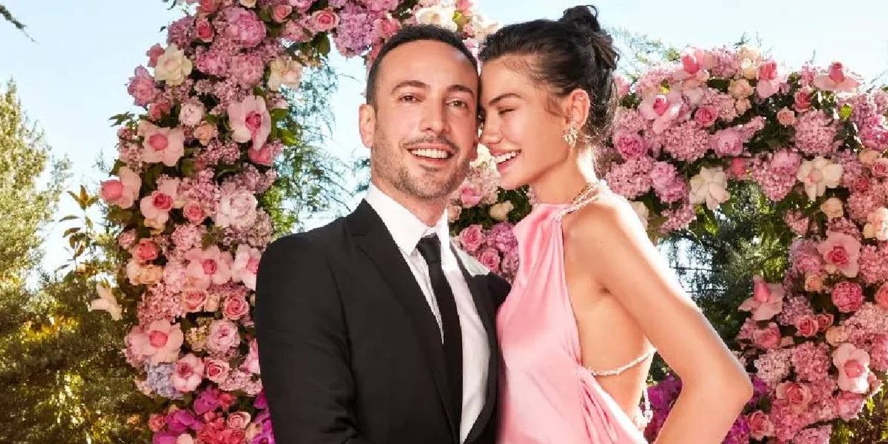 Oğuzhan Koç Demet Özdemir Düğün Masrafı Oğuzhan Koç Demet Özdemir Düğün Masrafı