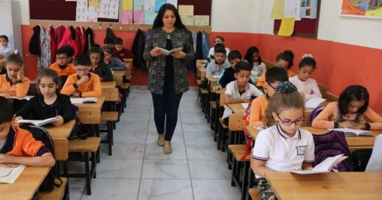 Okullar ne zaman açılacak Okullar ne zaman açılacak