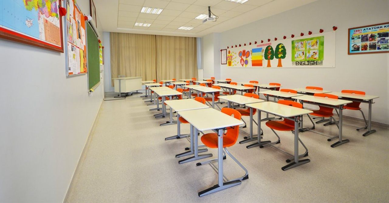 Okulların açılmasına kaç gün kaldı? Kaçında kapanıyor? 2024-2025 ara tatil tarihleri ne zaman? Okulların açılmasına kaç gün kaldı? Kaçında kapanıyor? 2024-2025 ara tatil tarihleri ne zaman?