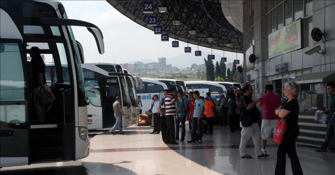 Otobüs firmaları ek sefer bilet satışlarına başladı Otobüs firmaları ek sefer bilet satışlarına başladı