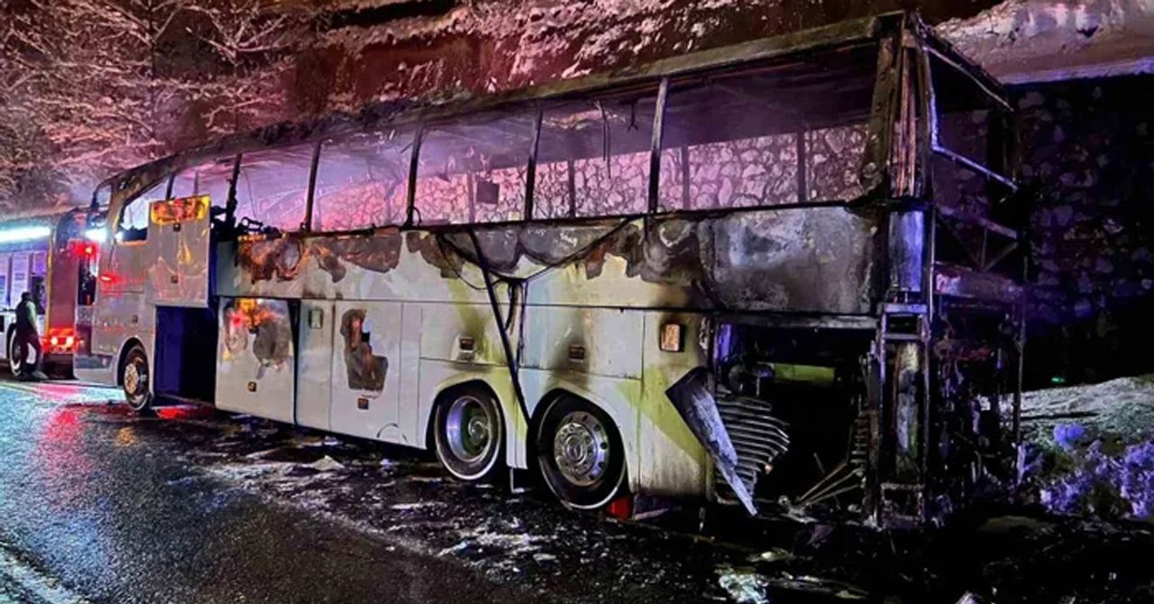 Otobüs kullanılmaz hale geldi Otobüs kullanılmaz hale geldi