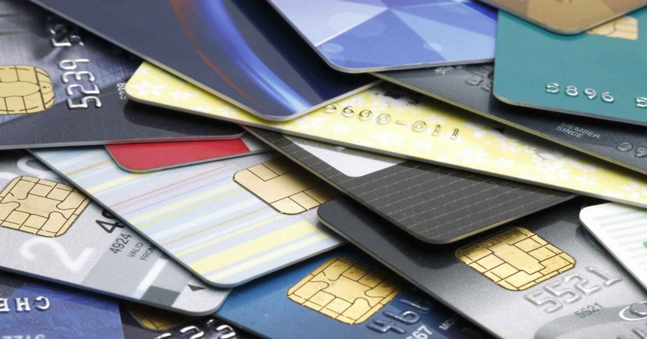 Otomobil almak isteyenler dikkat: Bankalar kredi vanalarını kapattı Otomobil almak isteyenler dikkat: Bankalar kredi vanalarını kapattı