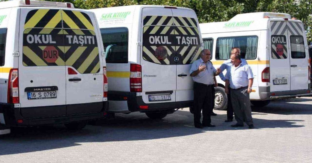 Özel okullar UKOME kararını dinlemiyor: Servis fiyatlarına fahiş zam Özel okullar UKOME kararını dinlemiyor: Servis fiyatlarına fahiş zam