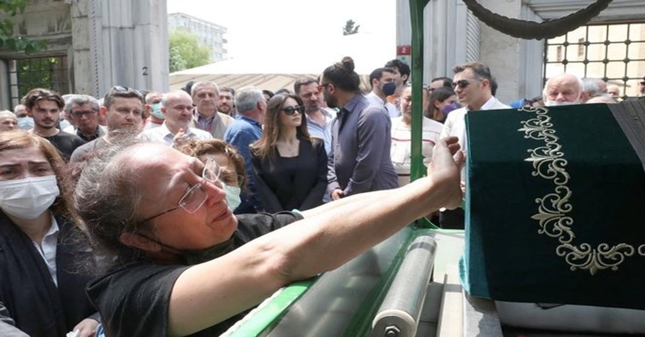 Özlem Sarıkaya Yurt
