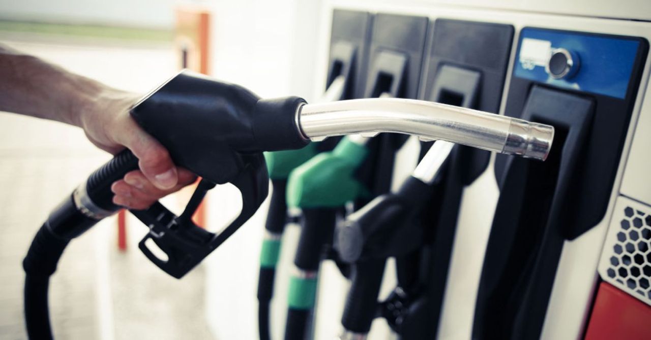 Petrolde kriz yeniden başladı: Benzin ve motorin fiyatları ne kadar? Petrolde kriz yeniden başladı: Benzin ve motorin fiyatları ne kadar?