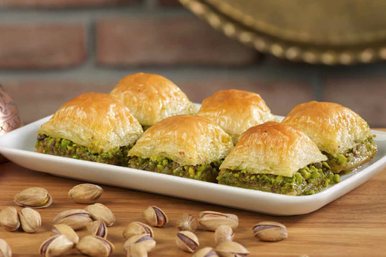 Ramazan Bayramı’nda baklava yaptırmak hayal oldu! Fiyatlar 1.000 TL’ye dayandı Ramazan Bayramı’nda baklava yaptırmak hayal oldu! Fiyatlar 1.000 TL’ye dayandı