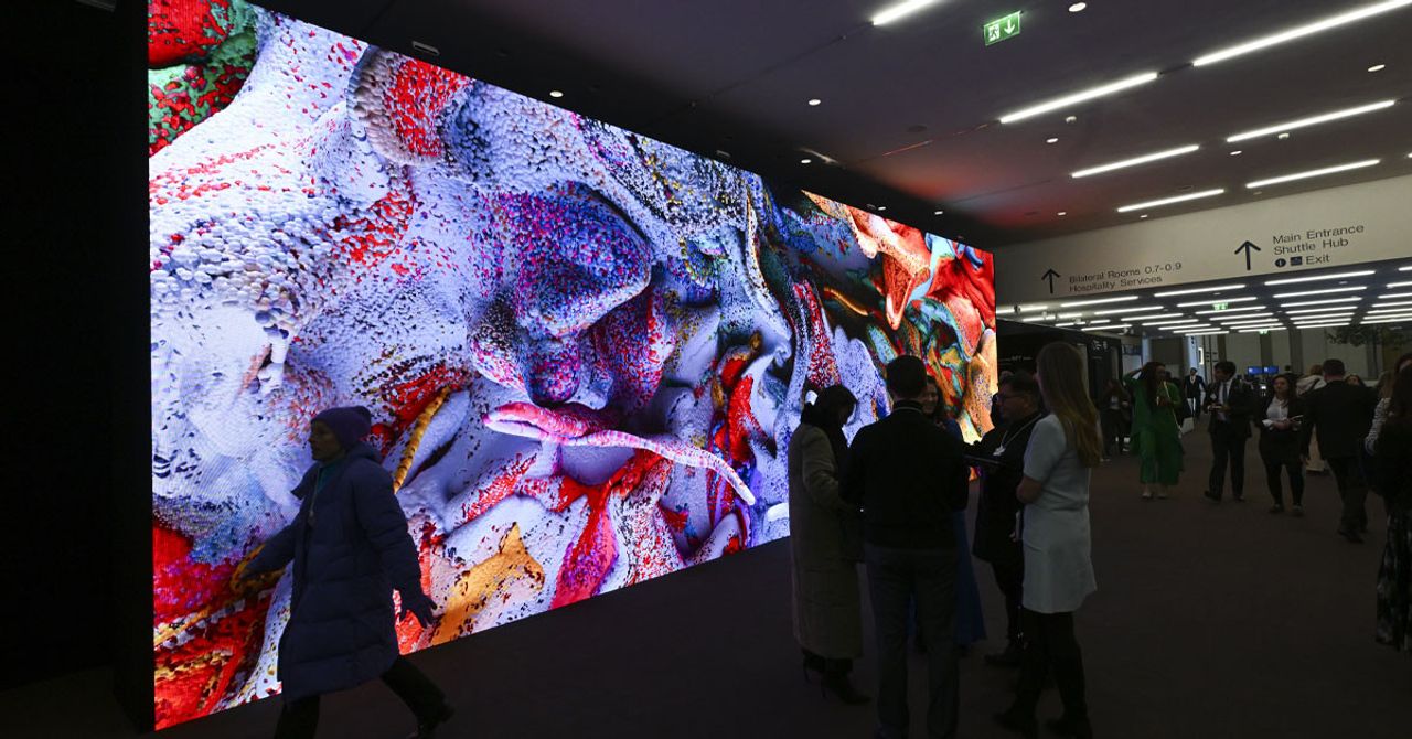 Refik Anadol sergisi