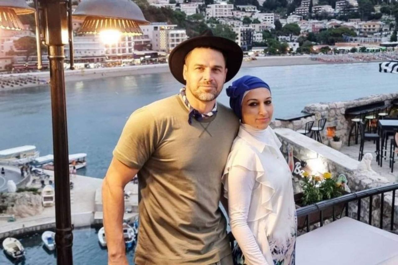 Reşat Strik Reşat Strik