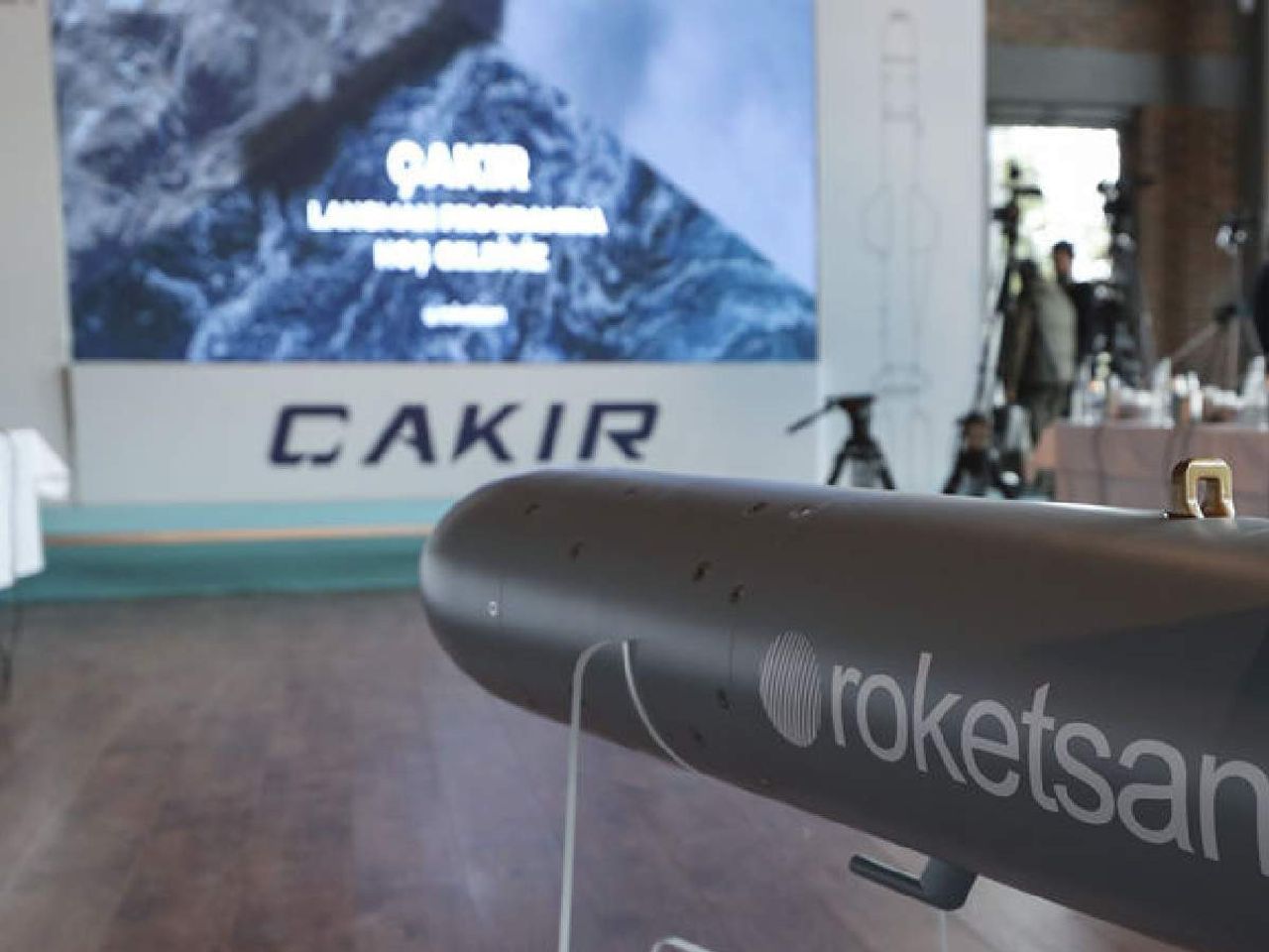 ROKETSAN 150 kilometre menzilli Çakır füzesinin özellikleri ROKETSAN 150 kilometre menzilli Çakır füzesinin özellikleri