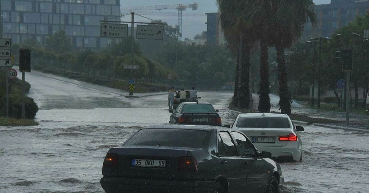 Sağanak yağış İstanbul Sağanak yağış İstanbul