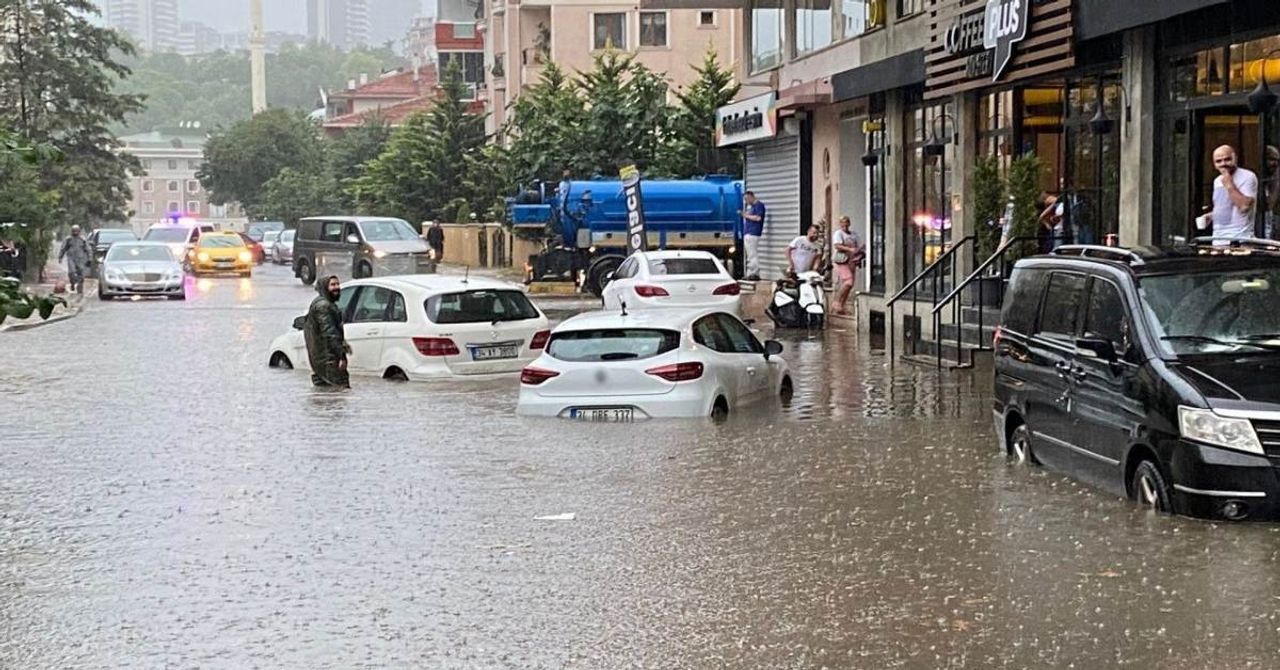 Sağanak yağış İstanbul Sağanak yağış İstanbul