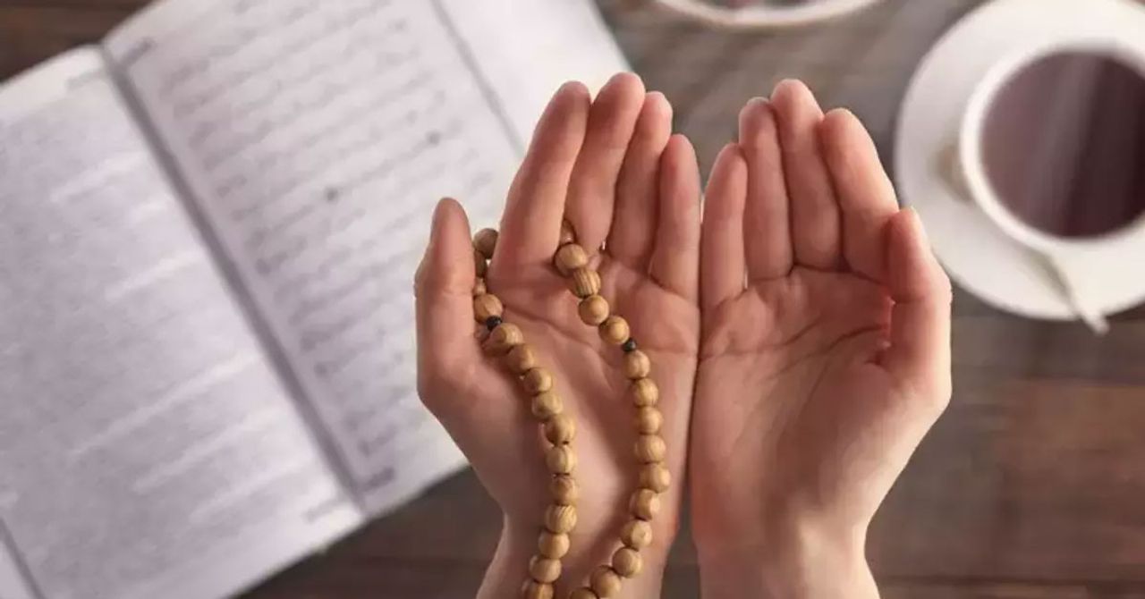 Sahurda hangi dualar okunur? Peygamberimiz sahurda hangi duaları okurdu? Sahurda hangi dualar okunur? Peygamberimiz sahurda hangi duaları okurdu?