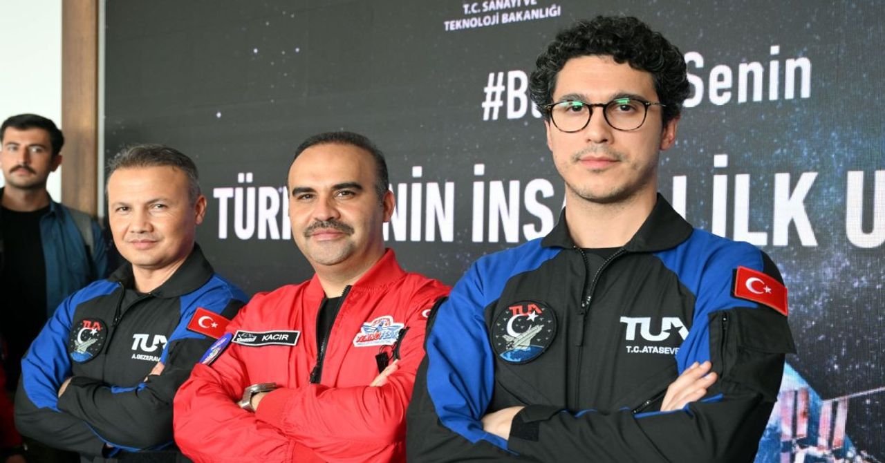Sanayi Bakanı Kacır duyurdu: Astronot Atasever yörünge altı misyonuna katılacak Sanayi Bakanı Kacır duyurdu: Astronot Atasever yörünge altı misyonuna katılacak