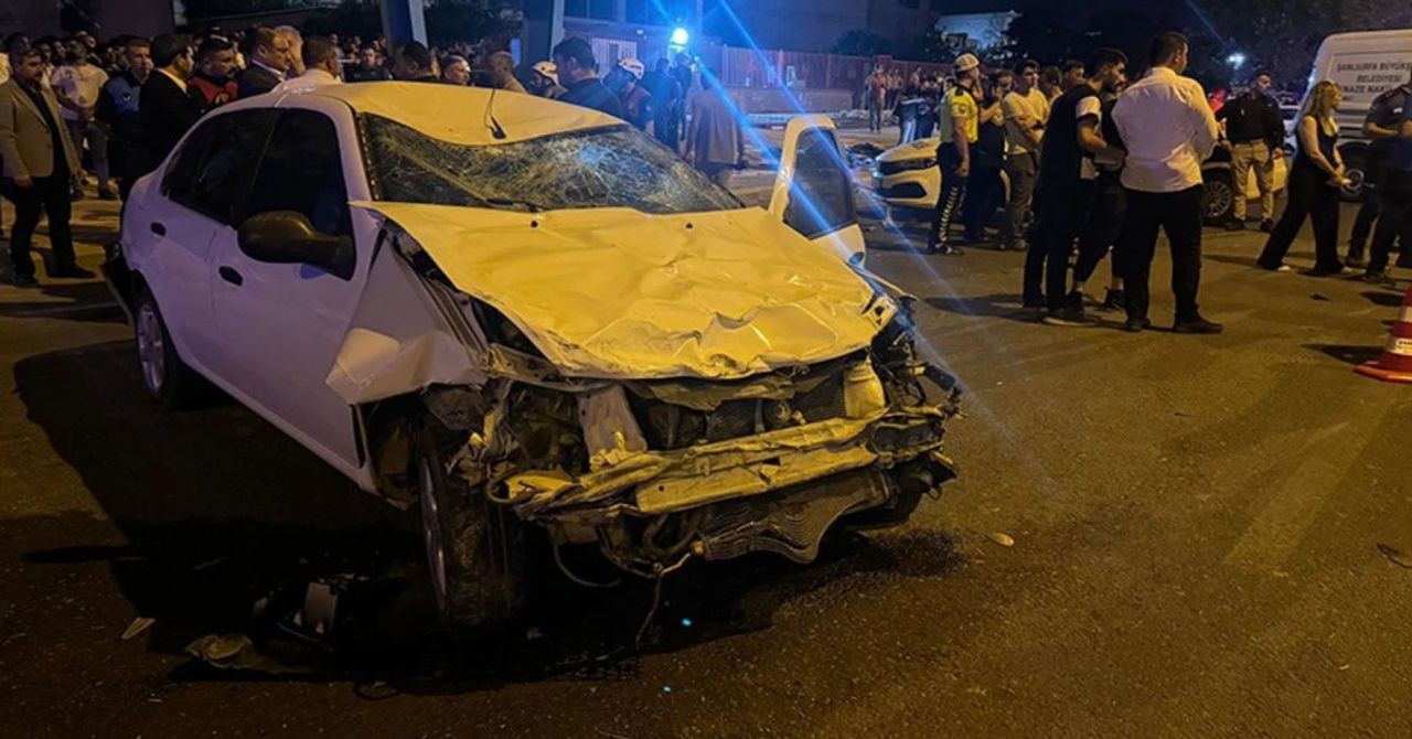 Şanlıurfa’da otomobil kaldırımdaki yayalara daldı: 5 çocuk hayatını kaybetti, 3 yaralı var Şanlıurfa’da otomobil kaldırımdaki yayalara daldı: 5 çocuk hayatını kaybetti, 3 yaralı var