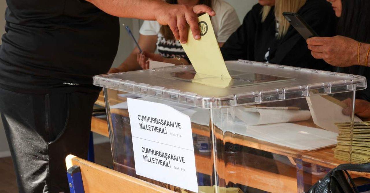 Seçim Hayatını Kaybetti Seçim Hayatını Kaybetti