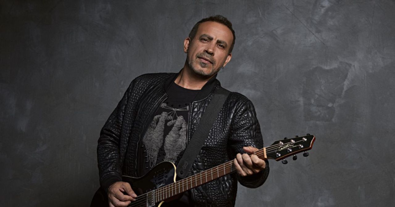 Sevenlerini korkuttu: Haluk Levent konser sonrası soluğu hastanede aldı Sevenlerini korkuttu: Haluk Levent konser sonrası soluğu hastanede aldı