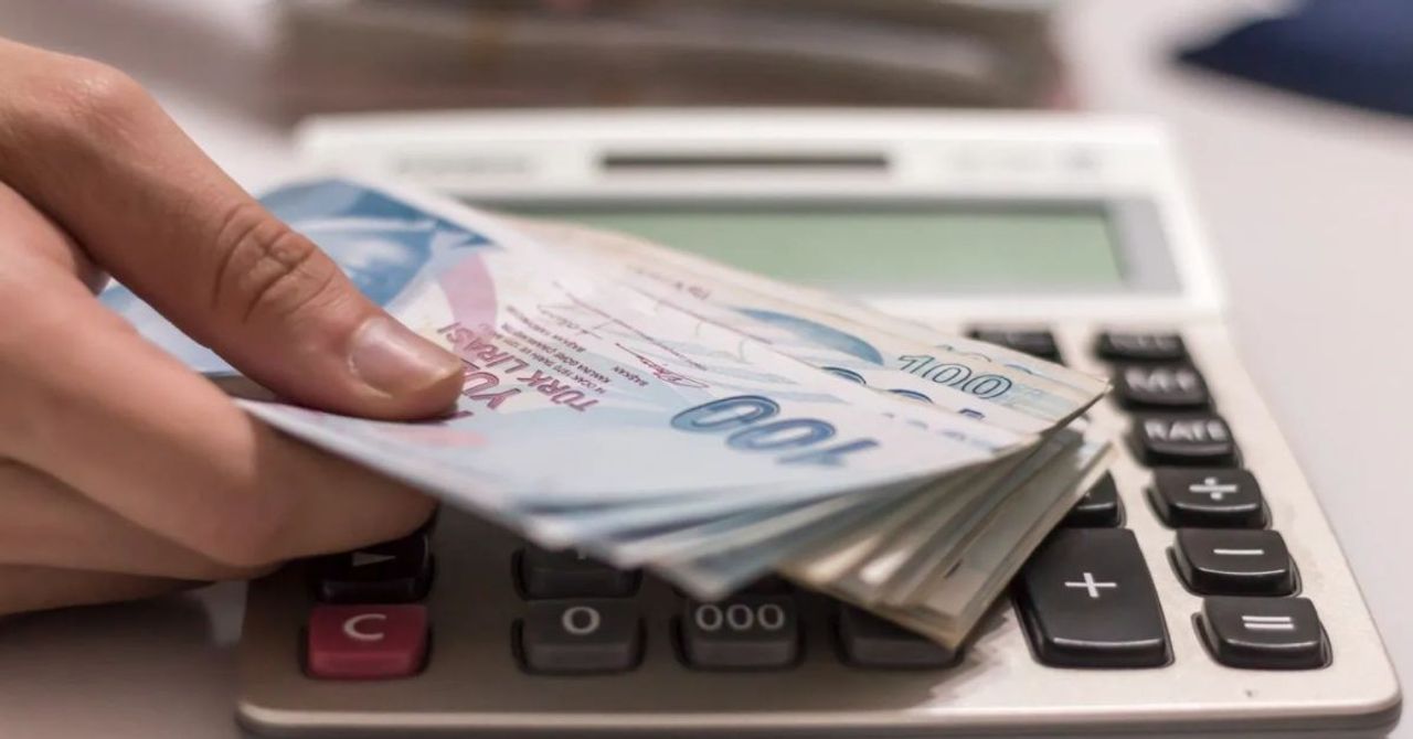 SGK o kişiler için harekete geçti: Eşe dosta sigorta yapanlara cezai yaptırım geliyor SGK o kişiler için harekete geçti: Eşe dosta sigorta yapanlara cezai yaptırım geliyor