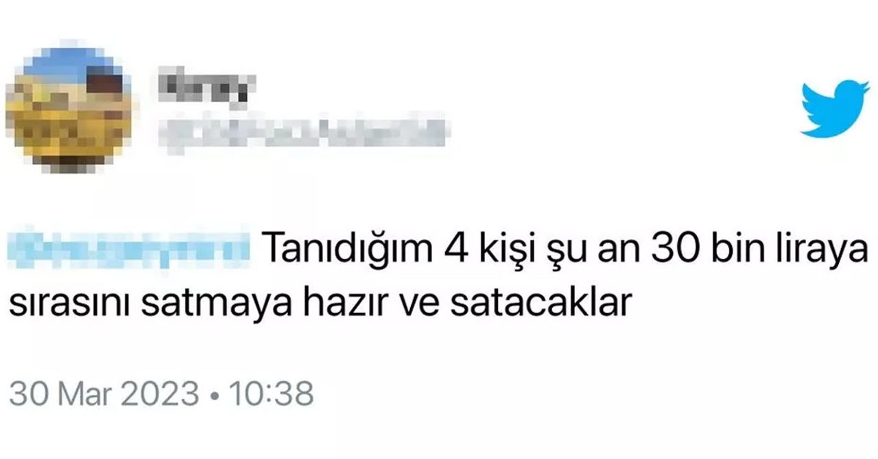 Sıralarını satıyorlar Sıralarını satıyorlar