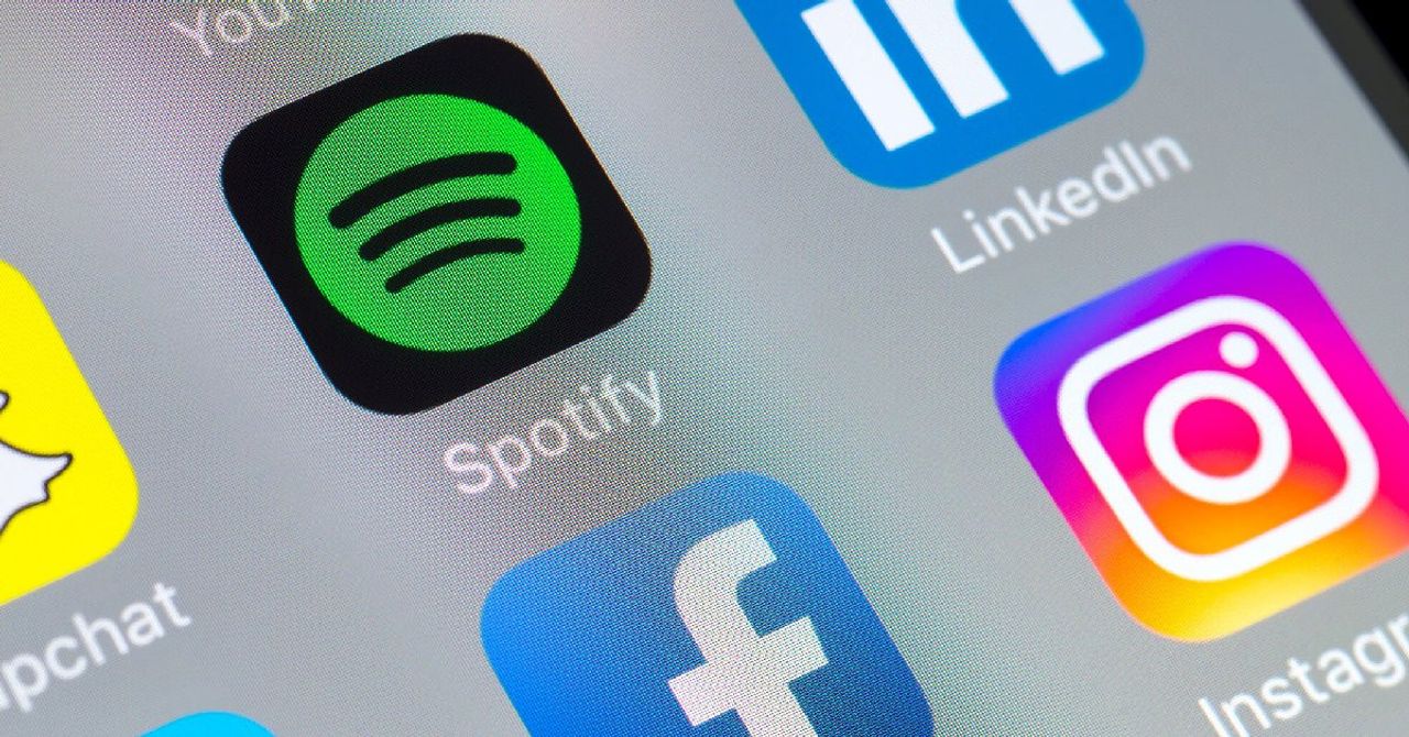 Spotify ile Instagram iş birliğine gitti: Şarkılar gerçek zamanlı olarak paylaşılacak Spotify ile Instagram iş birliğine gitti: Şarkılar gerçek zamanlı olarak paylaşılacak