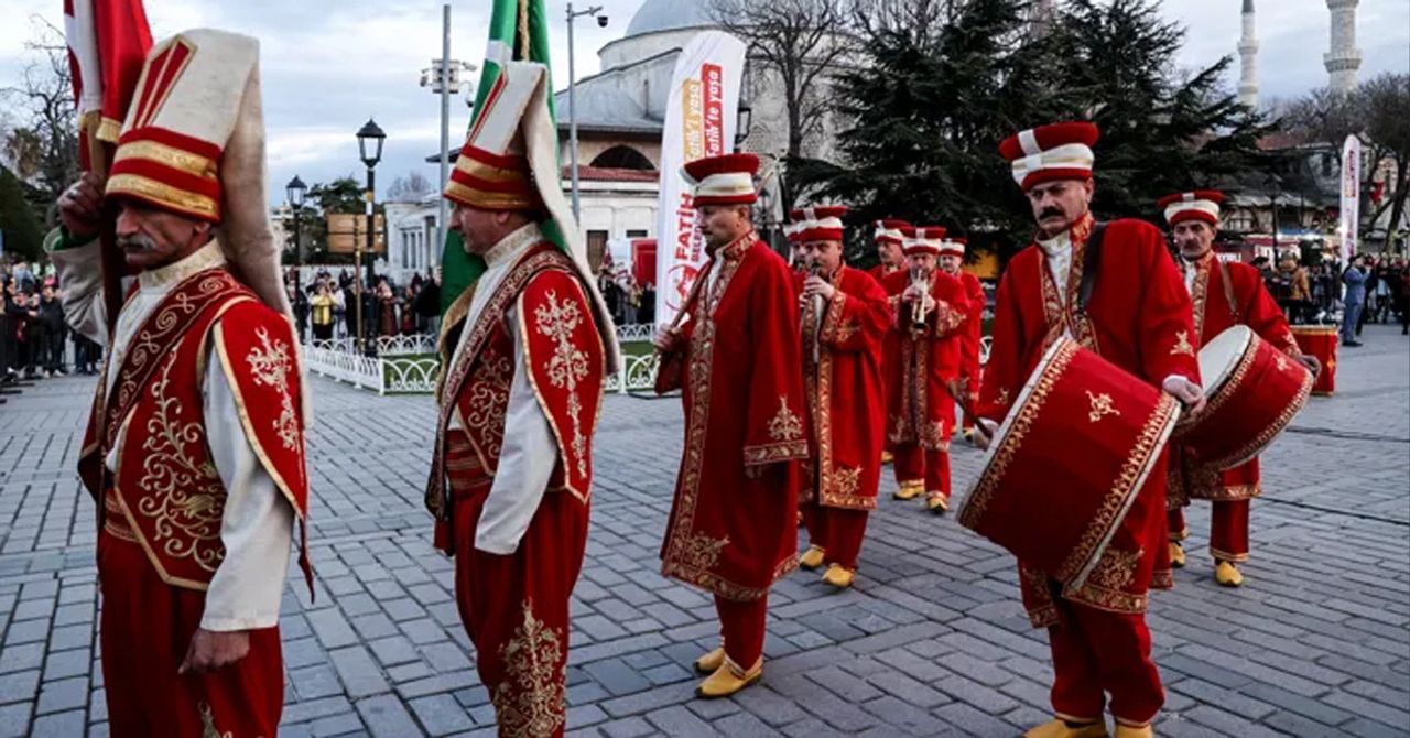 Sultanahmet Meydanı doldu