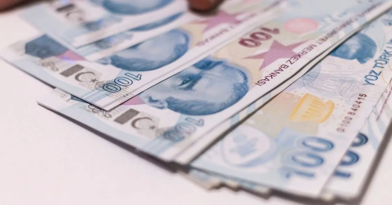 Tarih resmen belli oldu: Emekli maaş farkı ne zaman ödenecek? Tarih resmen belli oldu: Emekli maaş farkı ne zaman ödenecek?