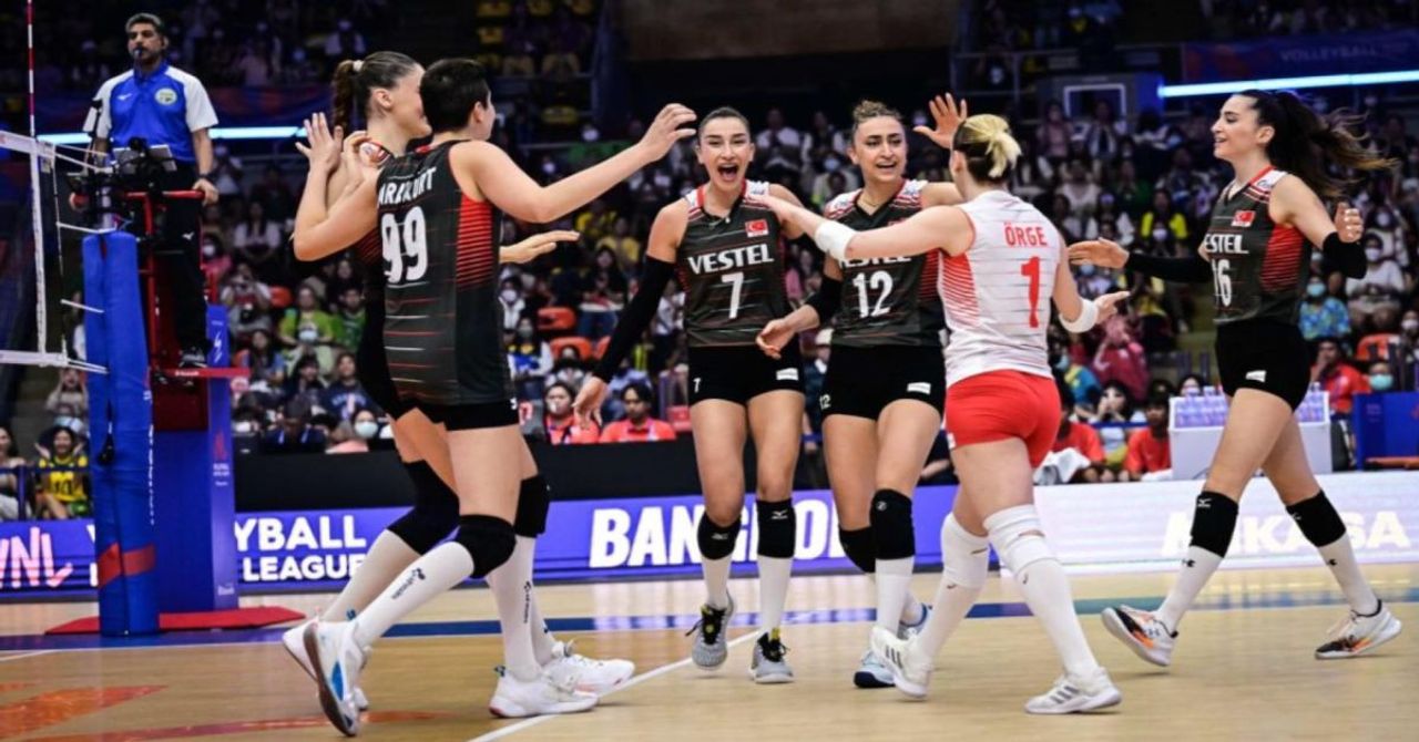 Tayland Türkiye voleybol maçı ne zaman ve hangi kanalda? Filenin Sultanları Milletler Ligi’nde üçüncü sınavında Tayland Türkiye voleybol maçı ne zaman ve hangi kanalda? Filenin Sultanları Milletler Ligi’nde üçüncü sınavında