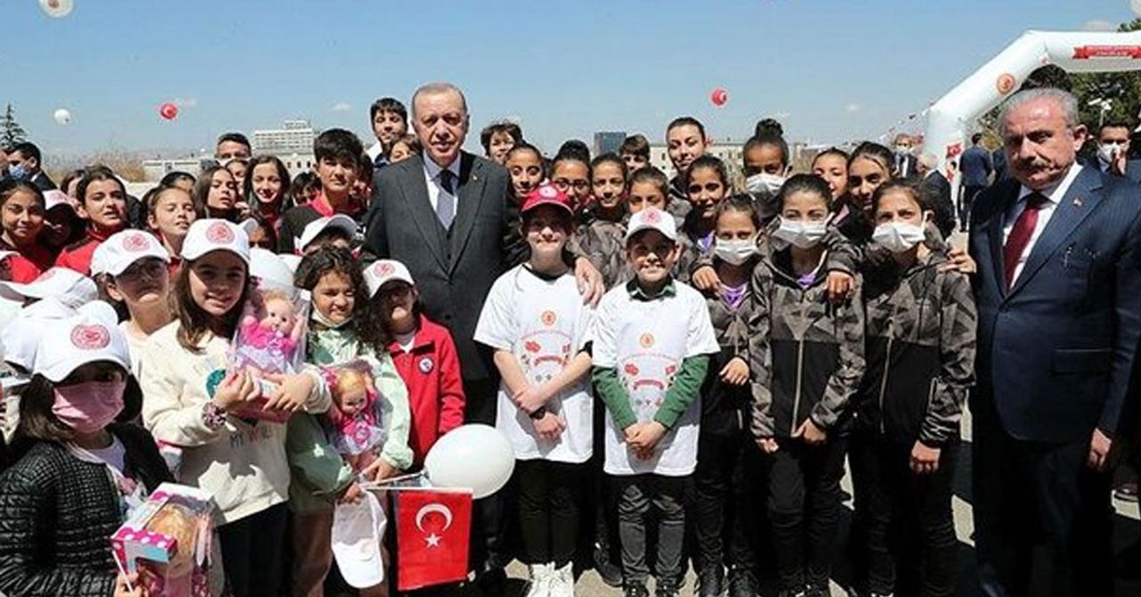 TBMM 102. yaşını kutluyor! Meclis Başkanı Mustafa Şentop ve devlet yetkilileri Anıtkabir TBMM 102. yaşını kutluyor! Meclis Başkanı Mustafa Şentop ve devlet yetkilileri Anıtkabir