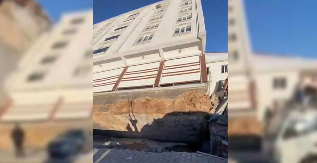 Temelden yana yatt Temelden yana yattı